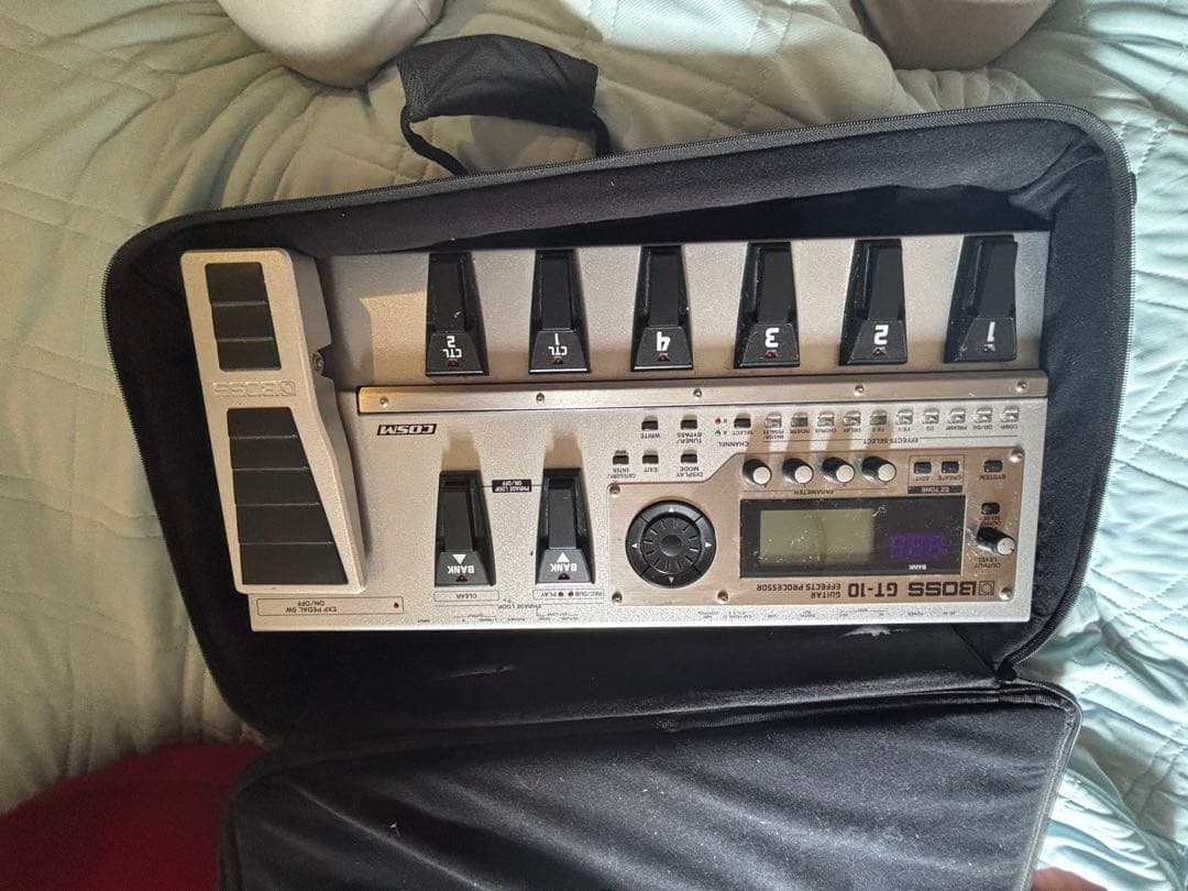 早い者勝ちBOSS GT-10 ギターエフェクター