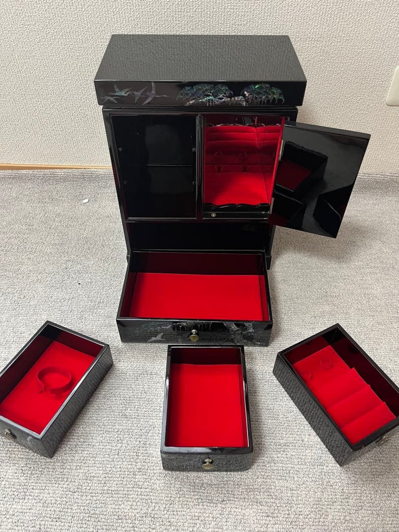 【韓国　螺鈿細工】伝統民芸品　ジュエリーボックス　青貝象嵌細工　アンティーク