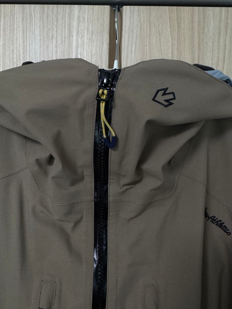 【REW】GORE-TEXウェア 上下セット M 美品ジャケット＆試着のみパンツ