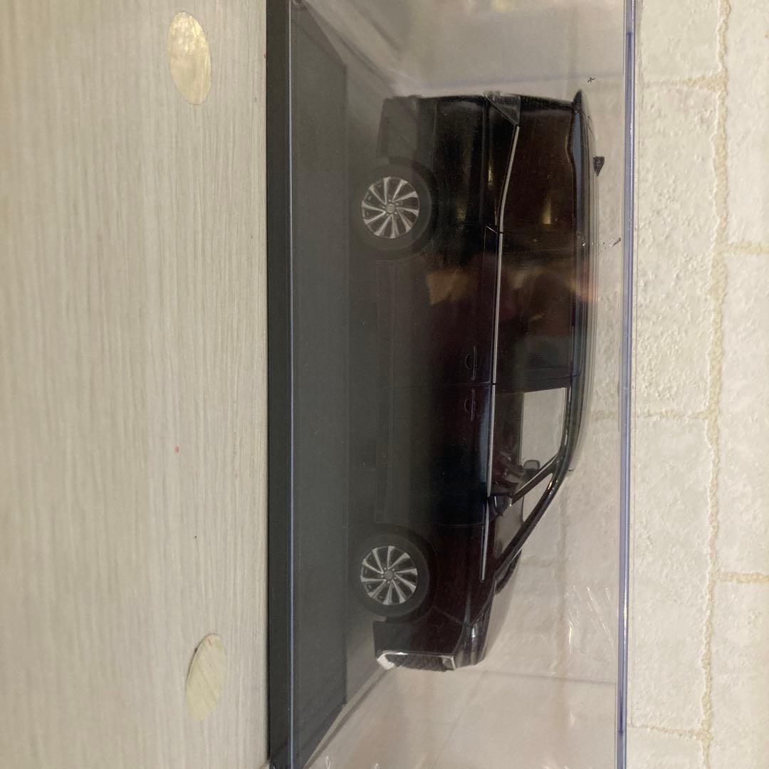 10/11値下げしました！ トヨタ ミニカー 黒 透明ケース付き　カラーサンプル
