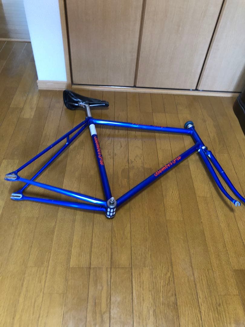 引き取り可。東京都。ピストフレーム。メーカーポンバープロ。