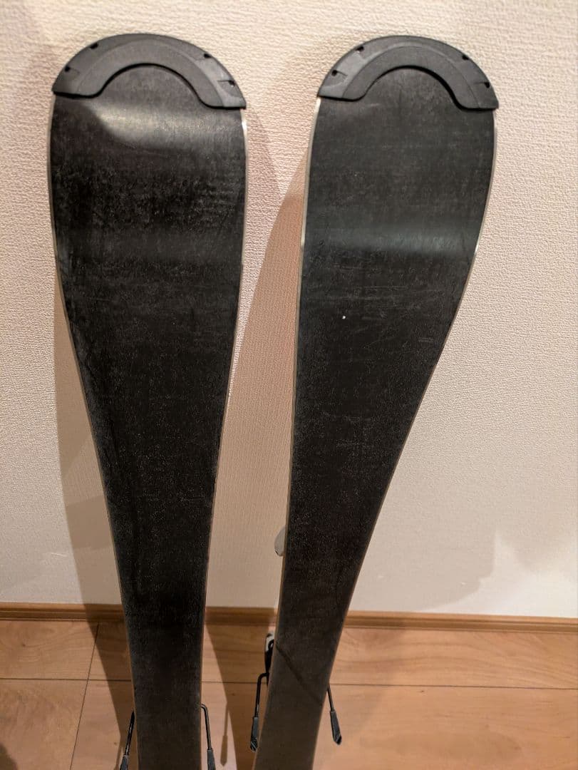 ロシニョール ROSSIGNOL HERO スキー 100㌢　ポール付き