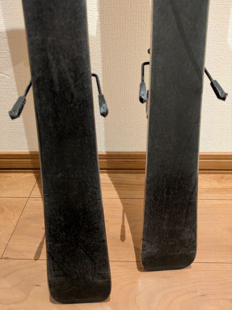 ロシニョール ROSSIGNOL HERO スキー 100㌢　ポール付き