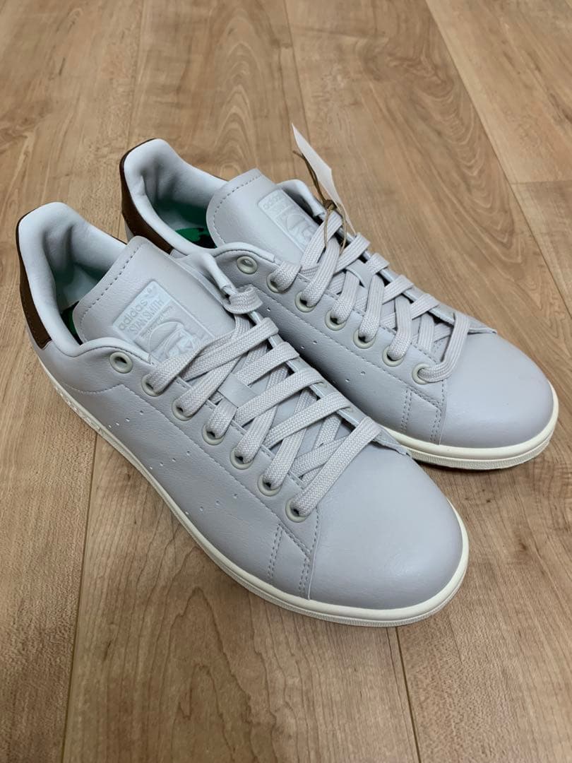 新品送料無料アディダススーパースターゴルフシューズ23.5センチスパイクレス