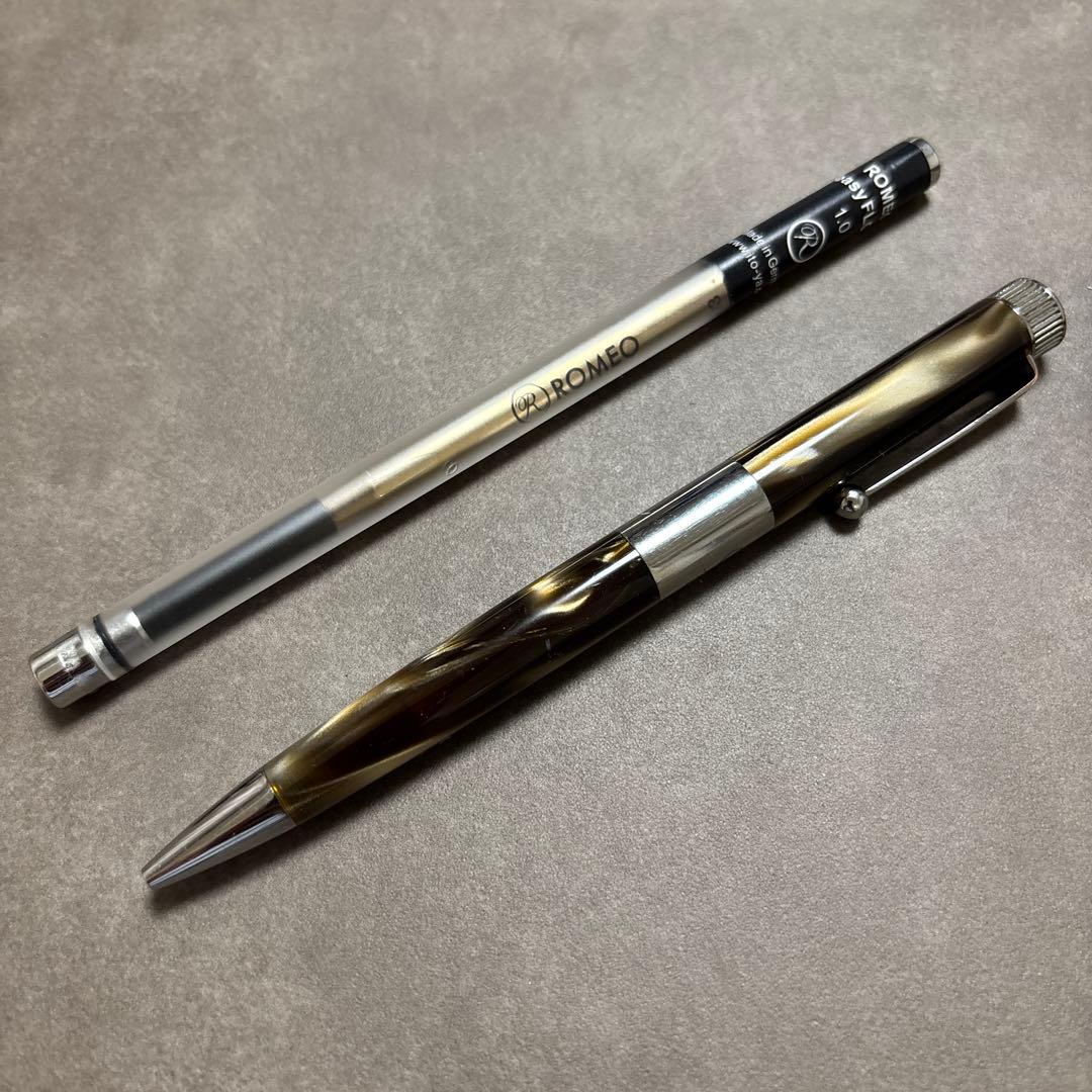 ＲＯＭＥＯ　Ｎｏ．３ボールペン　細軸
