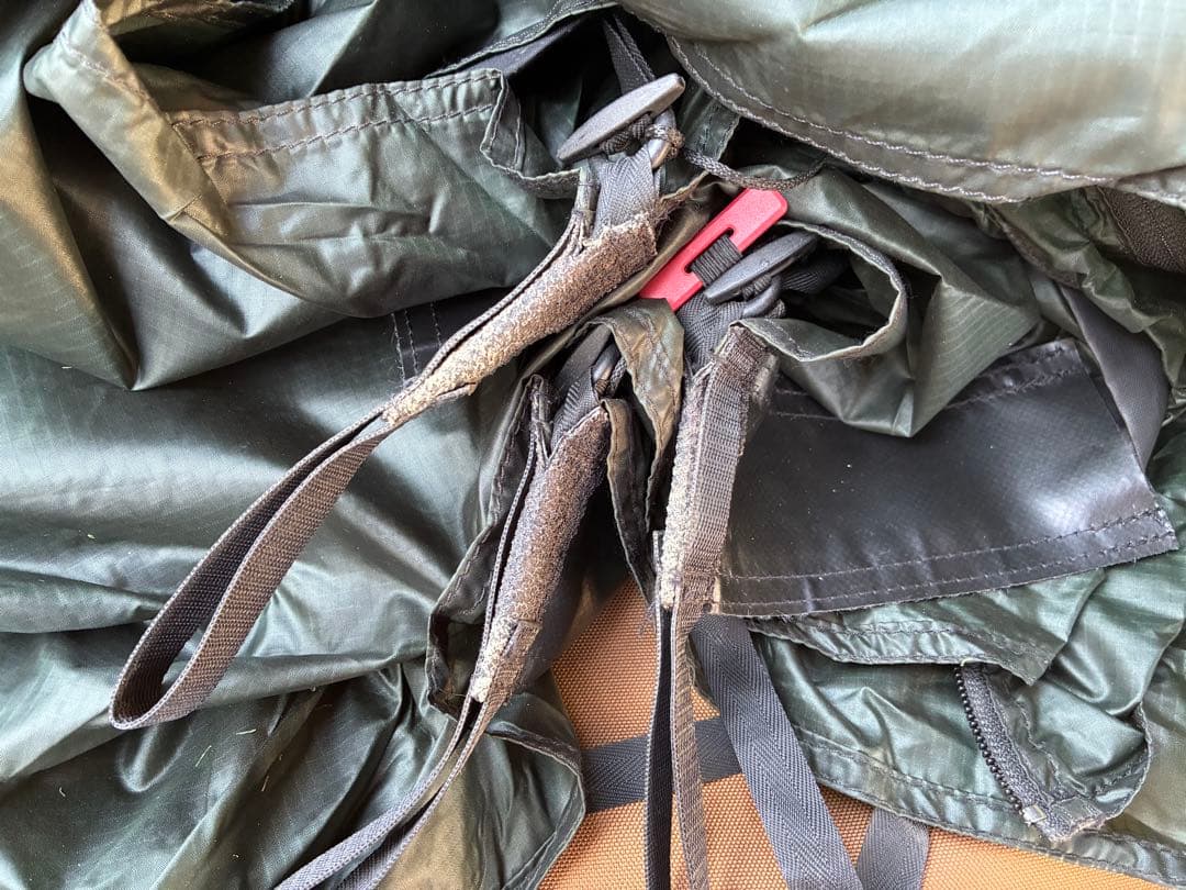 Hilleberg KERON3 GREEN フットプリント付き