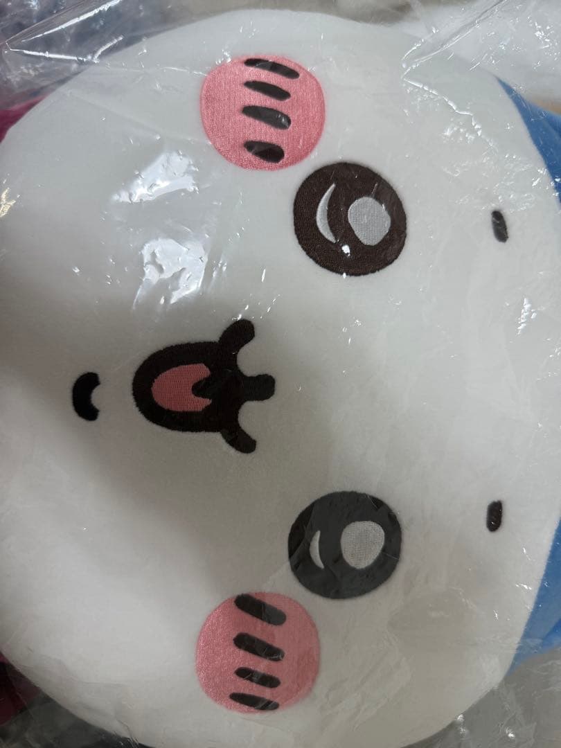 【新品】ちいかわ　阪急電車　BIGぬいぐるみ　ぬいぐるみ　ハチワレ