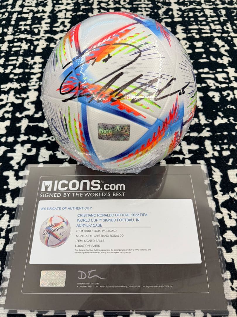 クリスティアーノ・ロナウド2022ワールドカップサイン入りサッカーボール