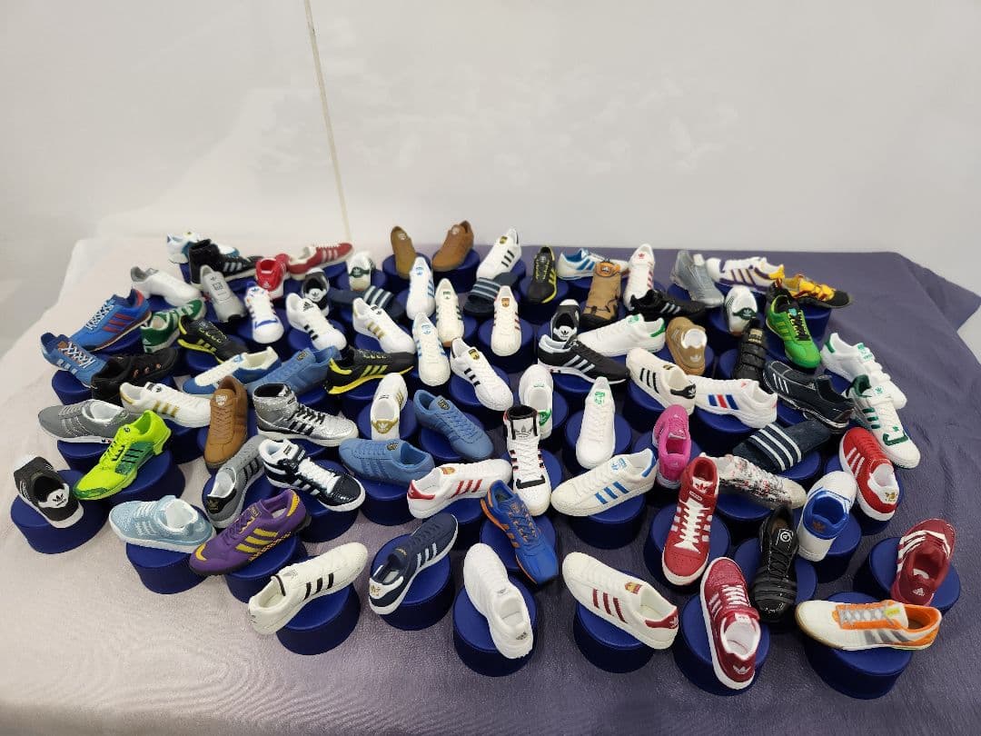 Adidas スニーカー フィギュアセット 83数