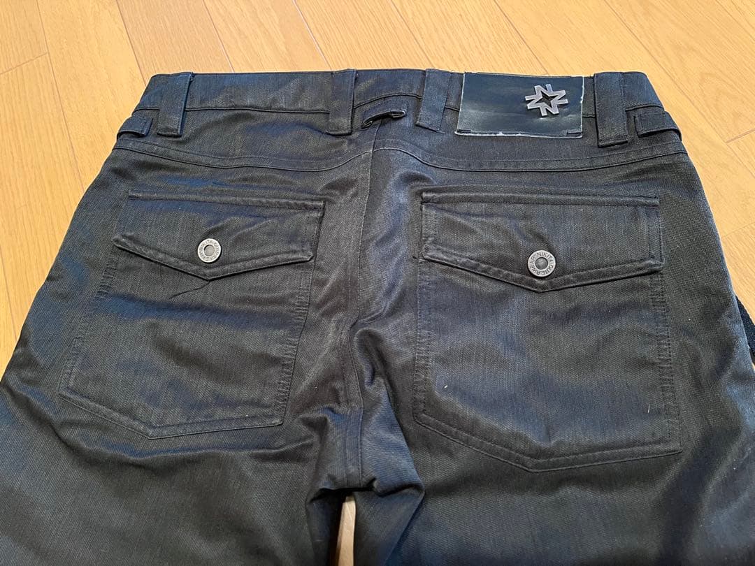 ニキータ スノーボード　ウェア　パンツ