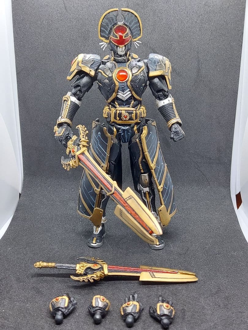 SIC.仮面ライダーファイズ 素体利用 仮面ライダーオーガ フィギュア