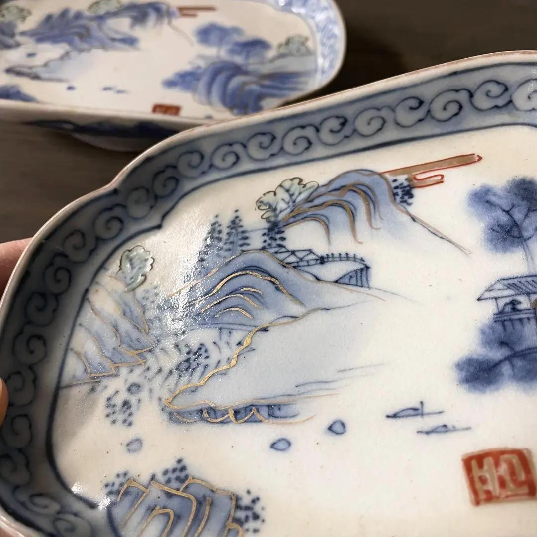 ◆129◆【期間限定大特価】江戸時代　古伊万里　山水画金彩染付長方皿　金彩　2枚