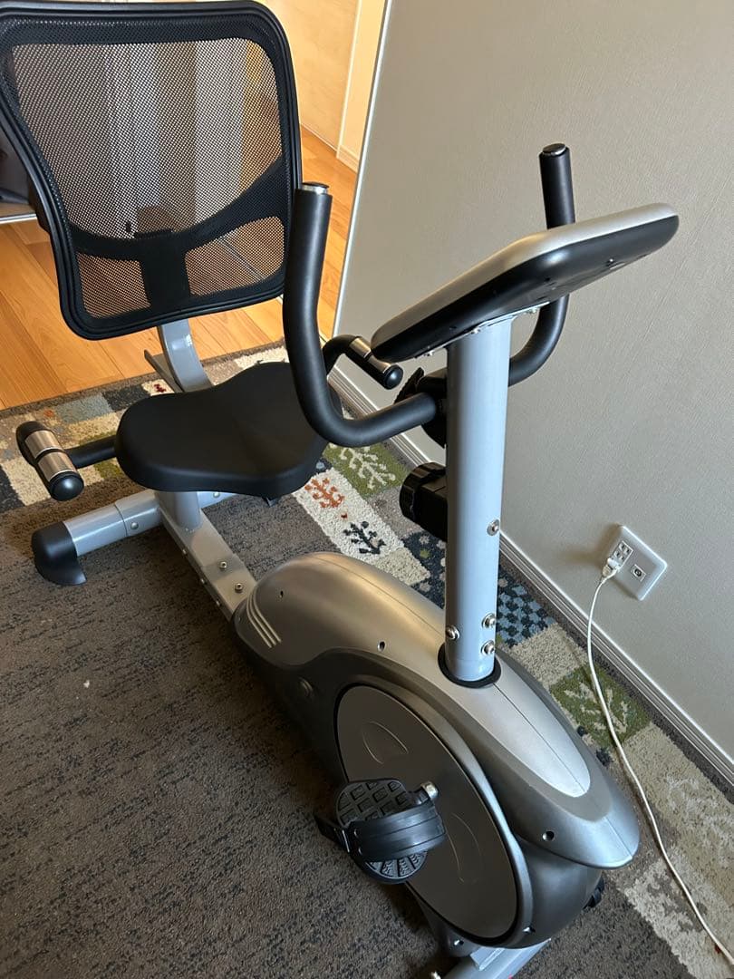 ★☺︎smile!発送代　ダイコーフィットネスバイクDK-8604R★