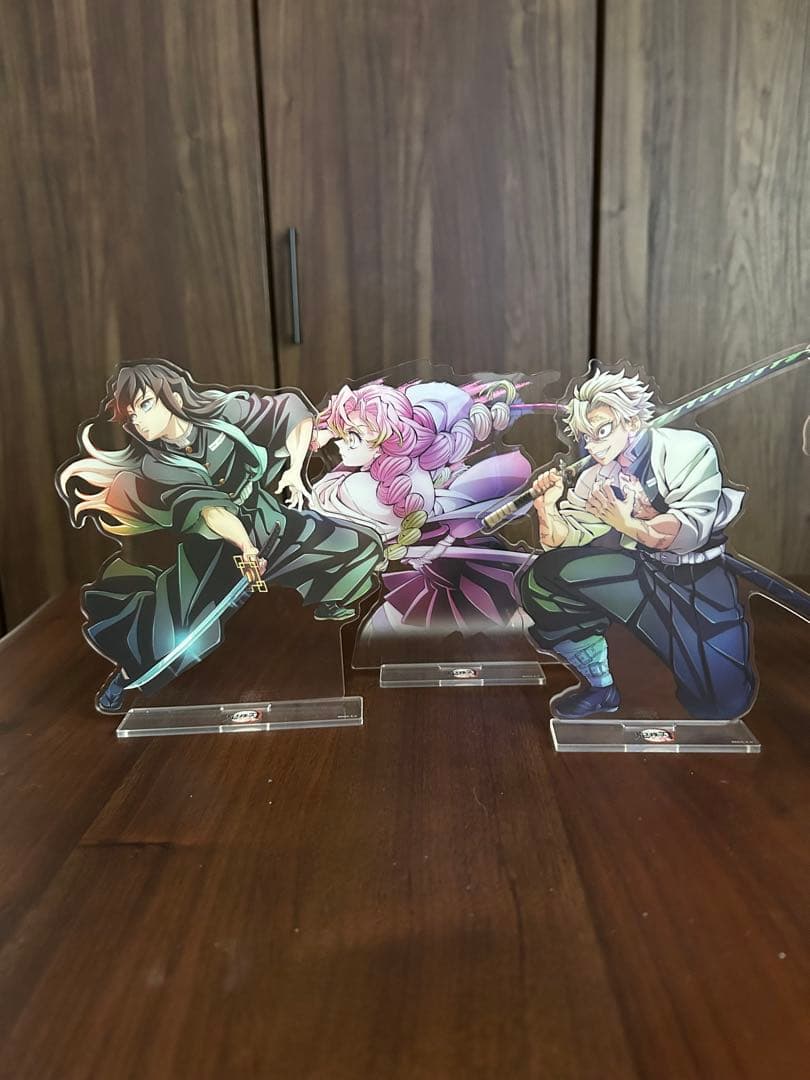 1*ー様 鬼滅の刃　ワールドツアーキービジュアル　アクリルスタンド 実弥　無一郎