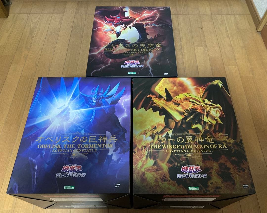 コトブキヤ　遊戯王 重巧超大 三幻神 フィギュア　ラー　オシリス　オベリスク