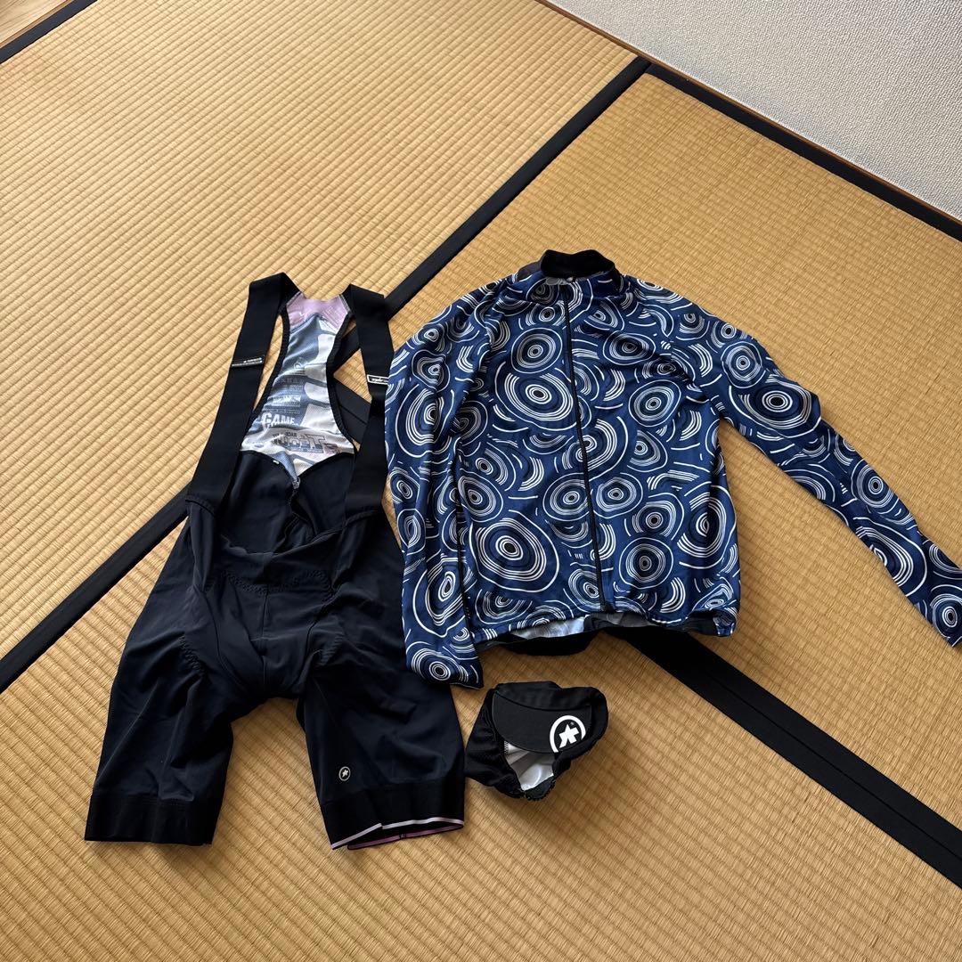 Assos スパイラルパターン ビブタイツセット