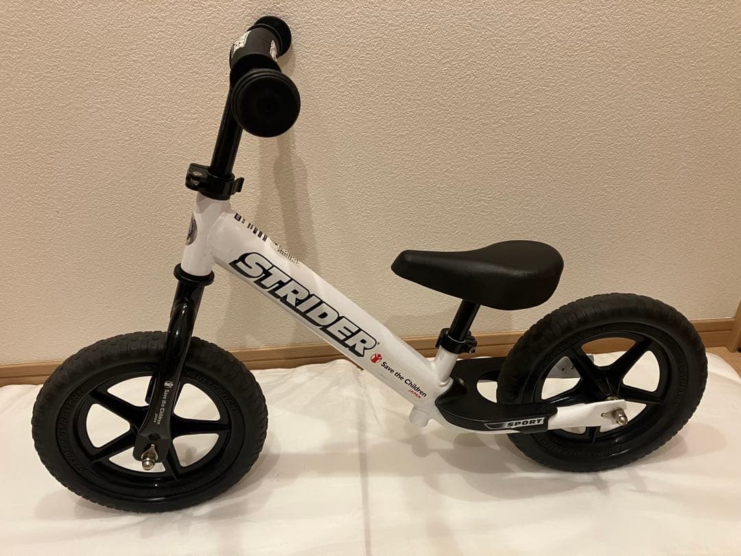 STRIDER ストライダーバランスバイク ホワイト　限定色