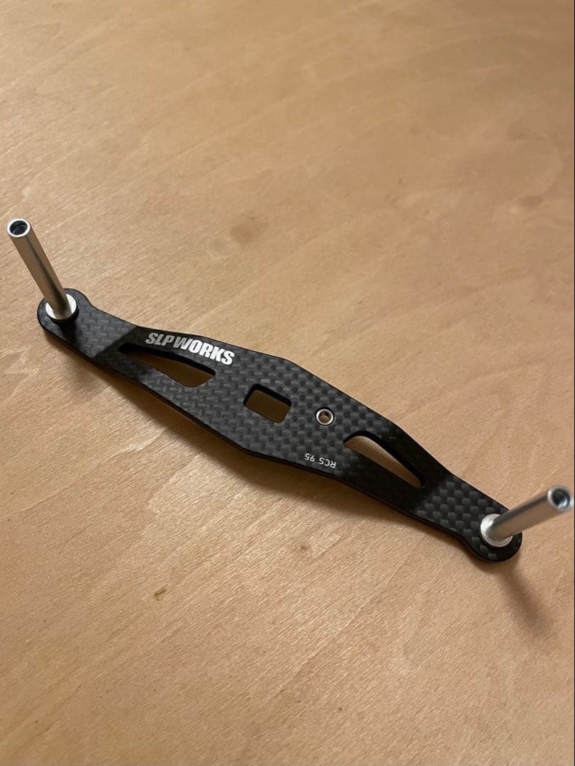 【極美品】 slp ダイワ カーボンクランクハンドル 95mm
