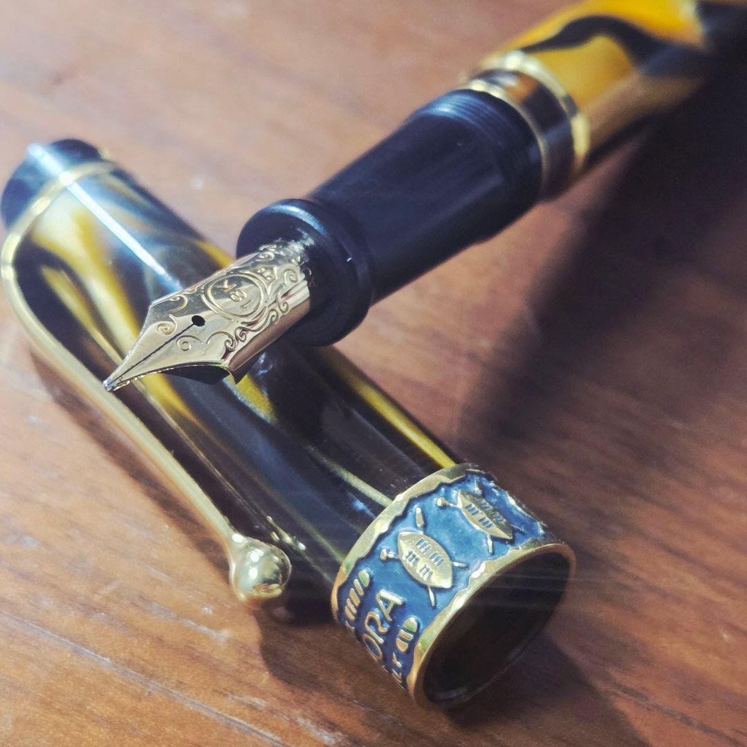 アウロラ Aurora 大陸シリーズ アフリカ 万年筆