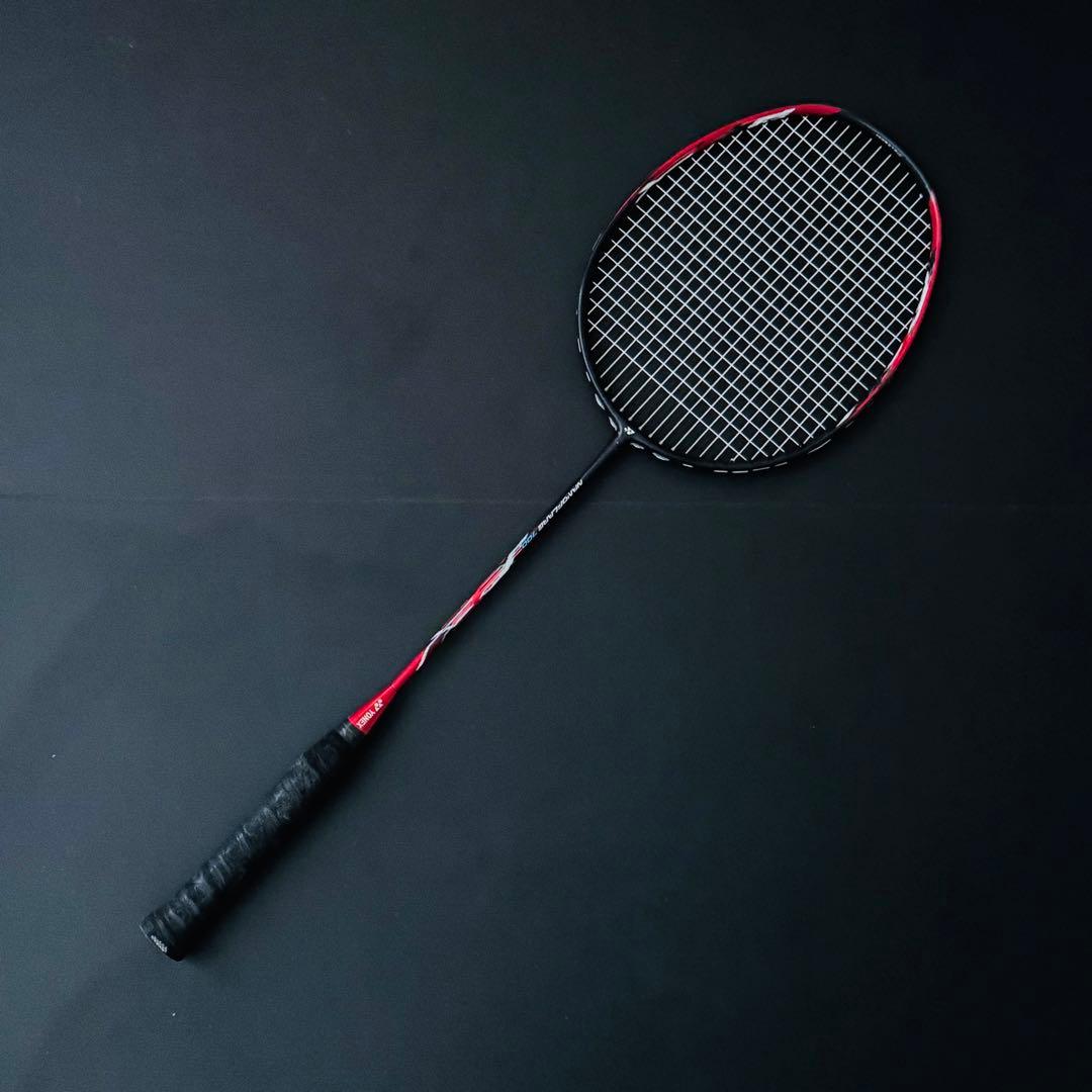 【若干使用感】YONEX ナノフレア700 バドミントンラケット 4UG5