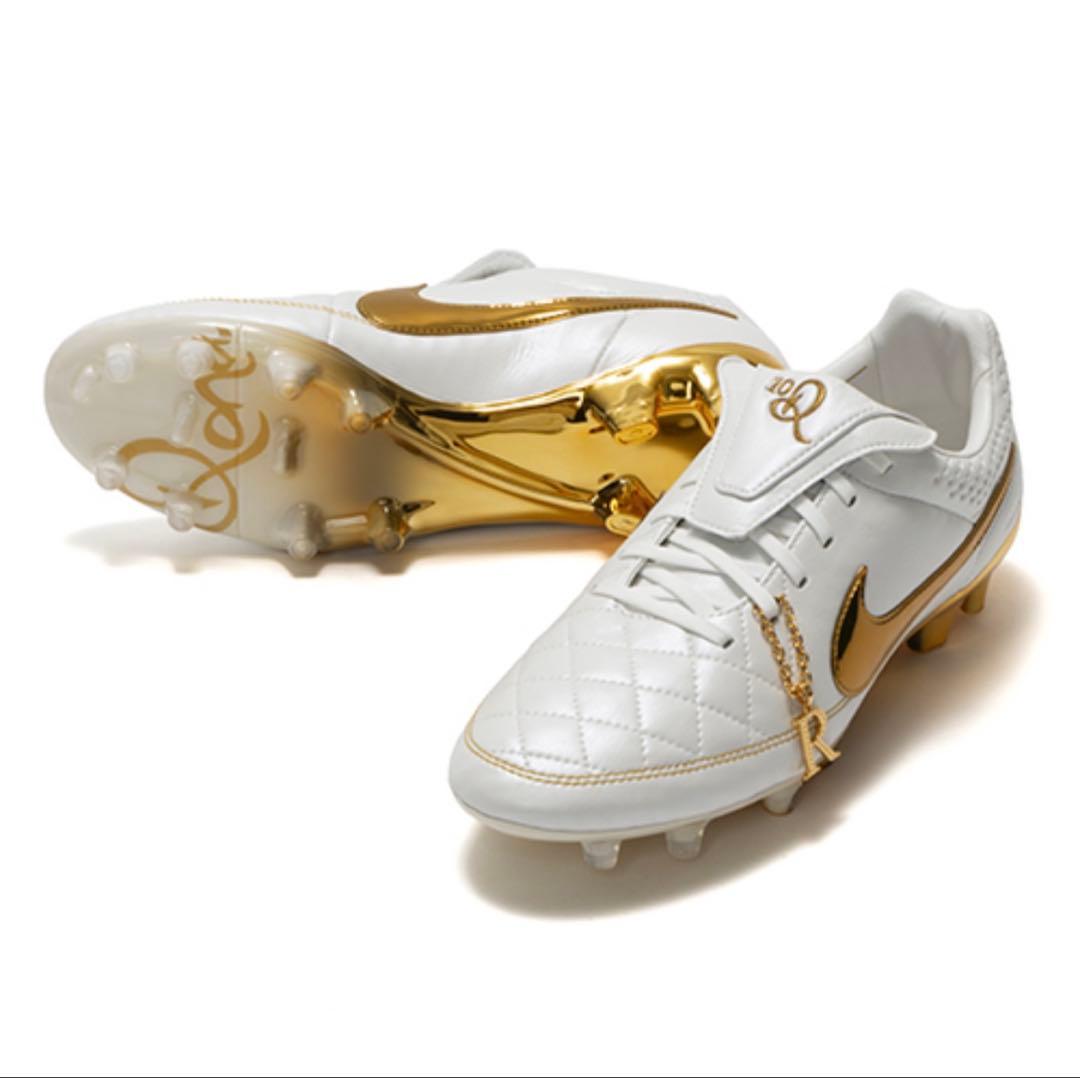 Ronaldinho×NikeTiempoLegend FG26cm