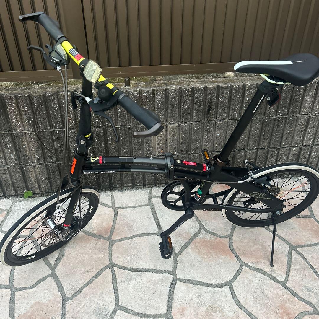 ドッペルギャンガー211 貴重蛍光イエロー