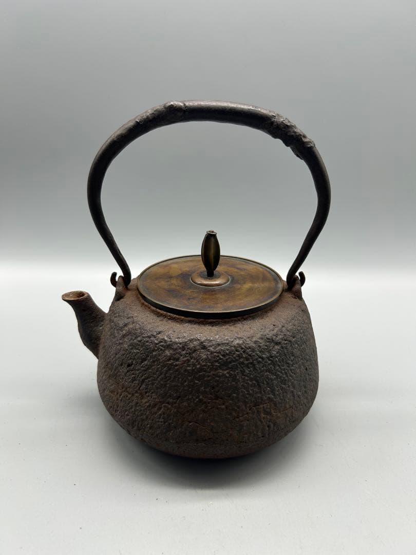 鉄瓶　紫金銅