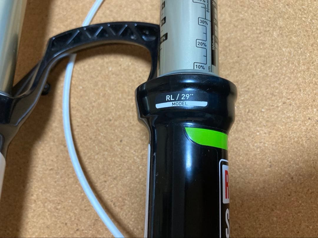 使用少ない　29インチ　ROCK SHOX REBA RL ロックショックス