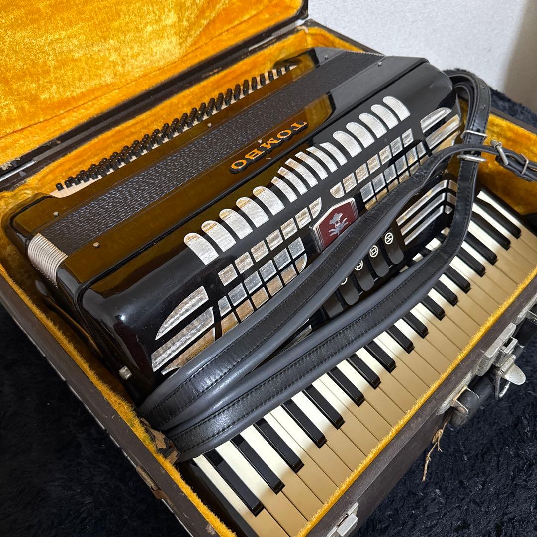 レア! TOMBO No.75 アコーディオン 鍵盤楽器 ハードケース付属