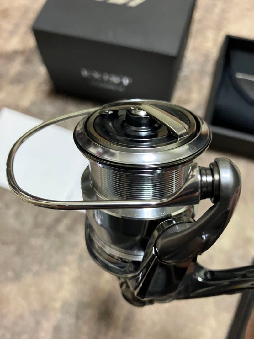 DAIWA EXIST LT2500S-H リール