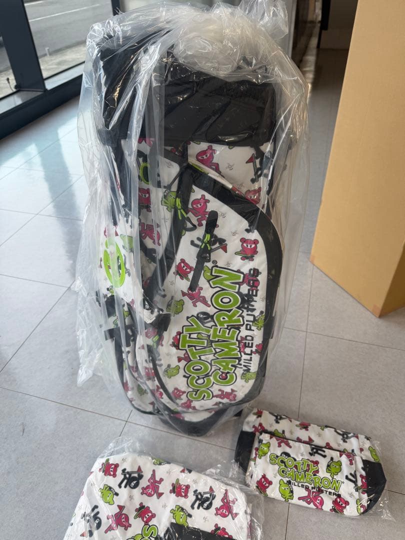 SCOTTY CAMERON キャディバッグ4点セット
