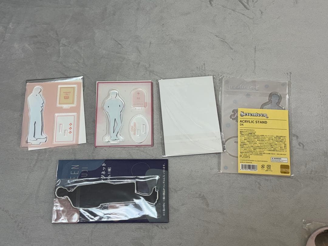 seventeen ドギョム　グッズ
