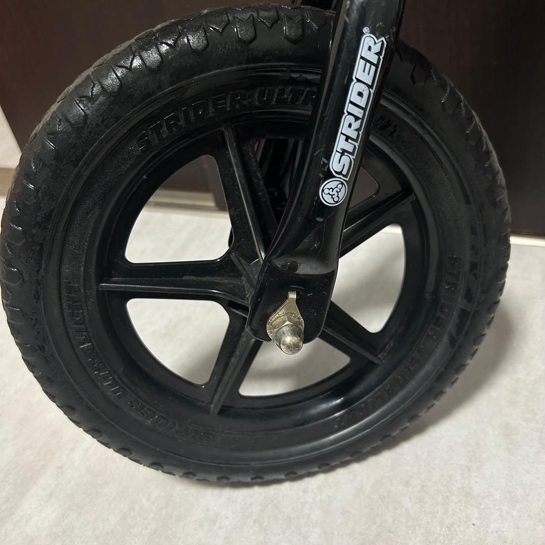 【美品】ストライダー スポーツモデル ブラック 12型　 バランスバイク ピンク