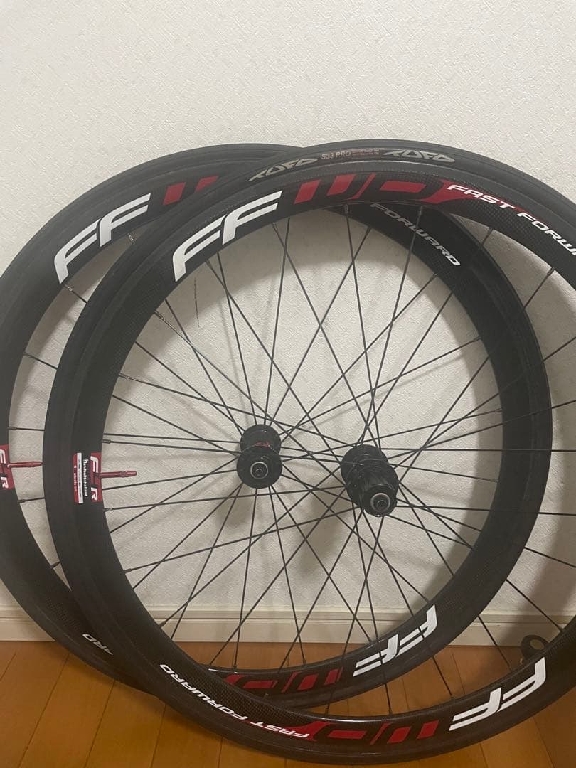 11s ffwd f4r tu dt Swiss 240s スターラチェッ18t