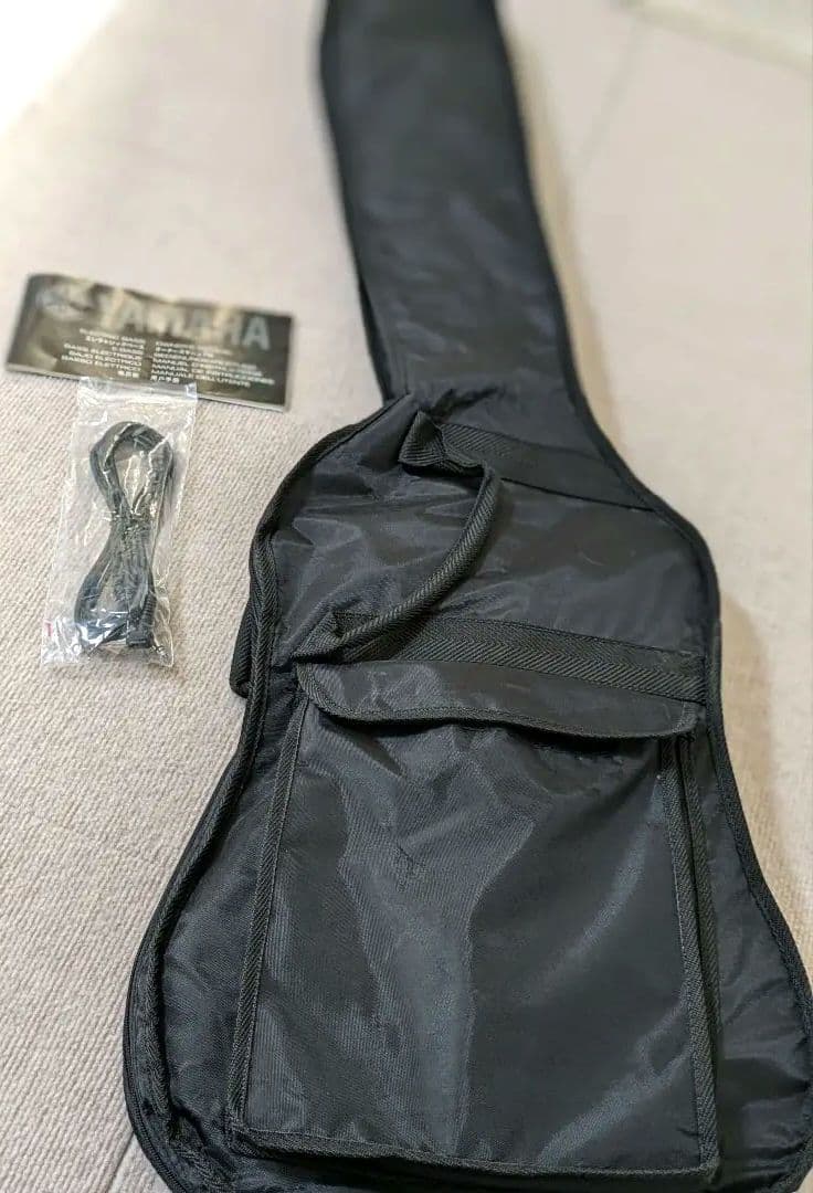 YAMAHA ヤマハ　SBV550 エレキギター　ブルー　動作未確認