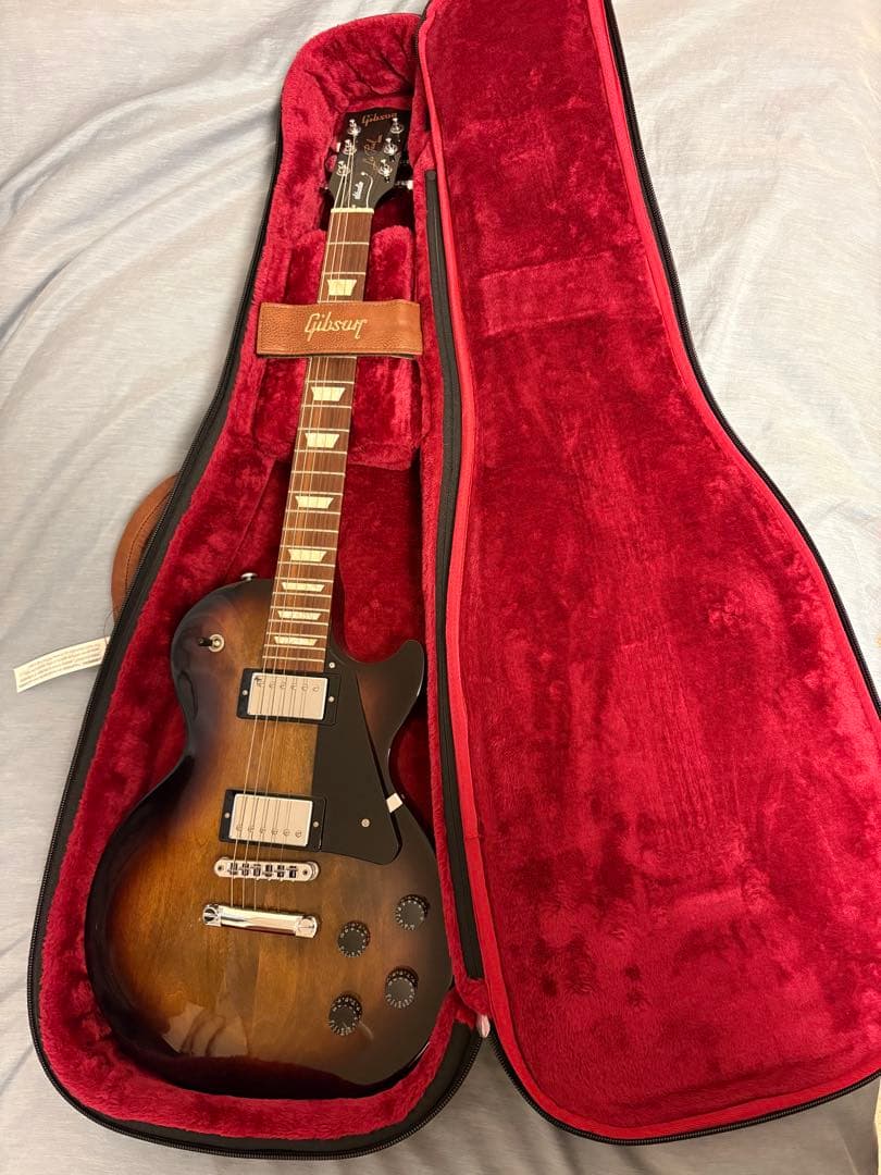 Gibson Les Paul studio ブラウン ハードケース付き