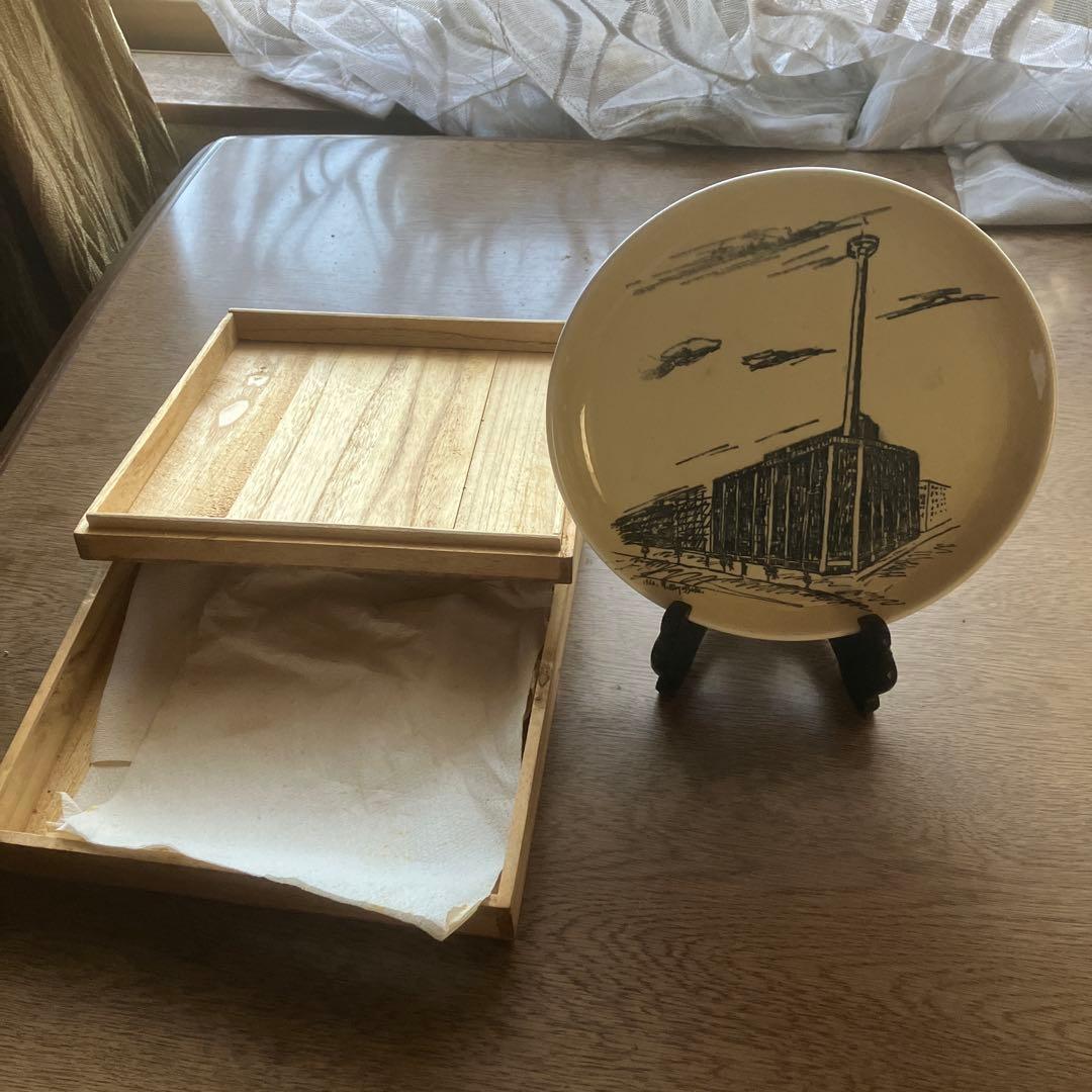 1964年日経新聞社屋竣工記念品