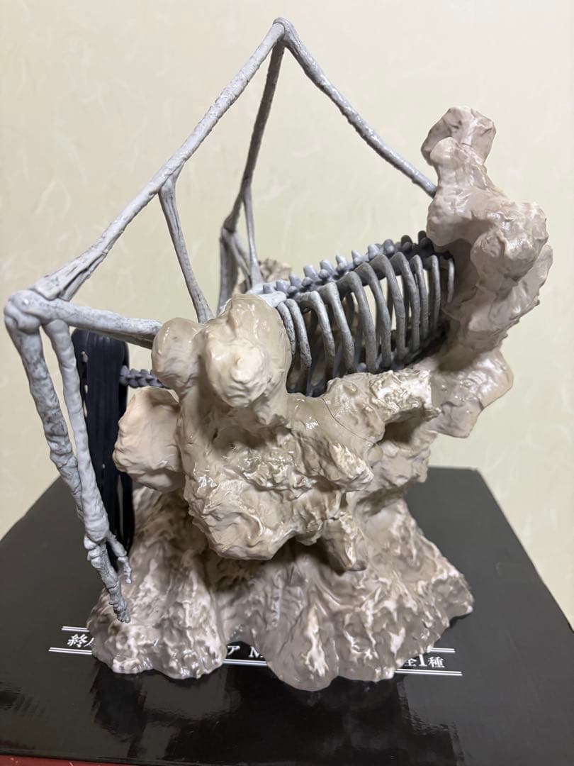 一番くじ　進撃の巨人　ラストワン　終尾の巨人