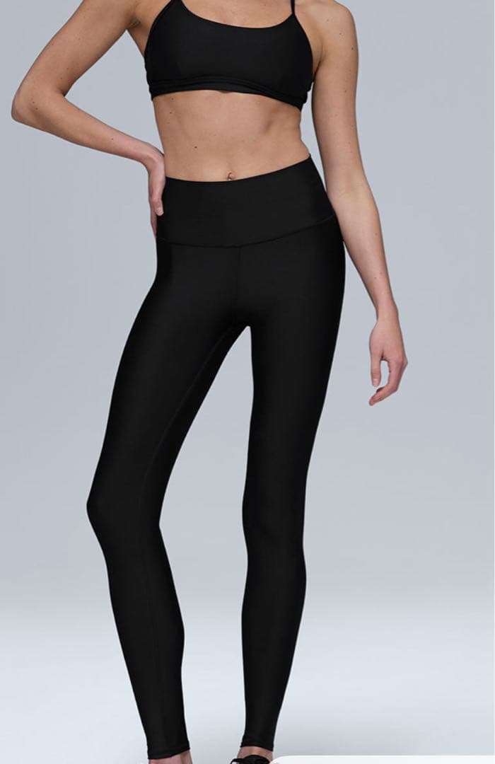 alo エアリフトウィンターウォームハイウエストレギンス ブラック XS