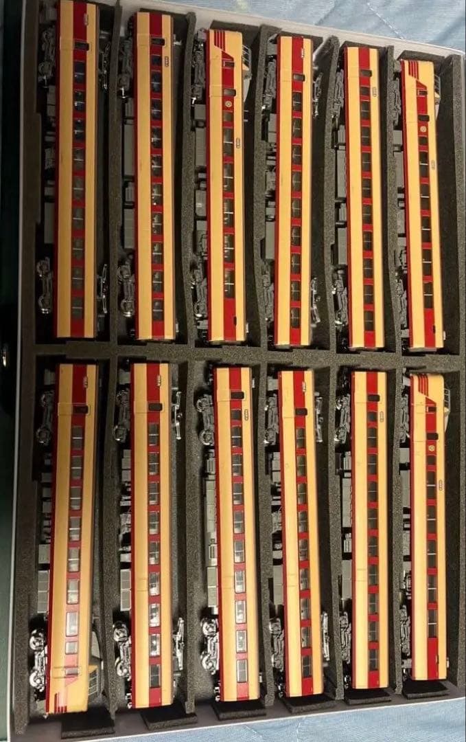 381系しなの(JR仕様)12 両編成