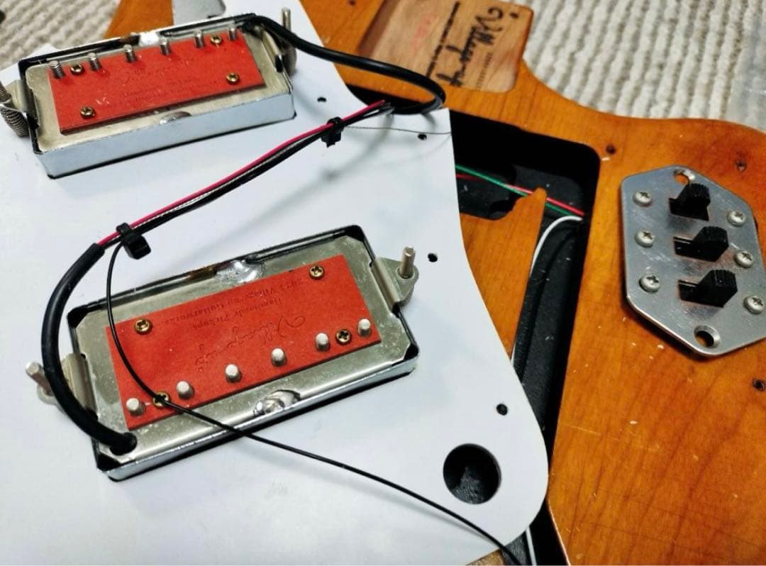 ［美品］ハンドメイド　ジャガー　エレキギター