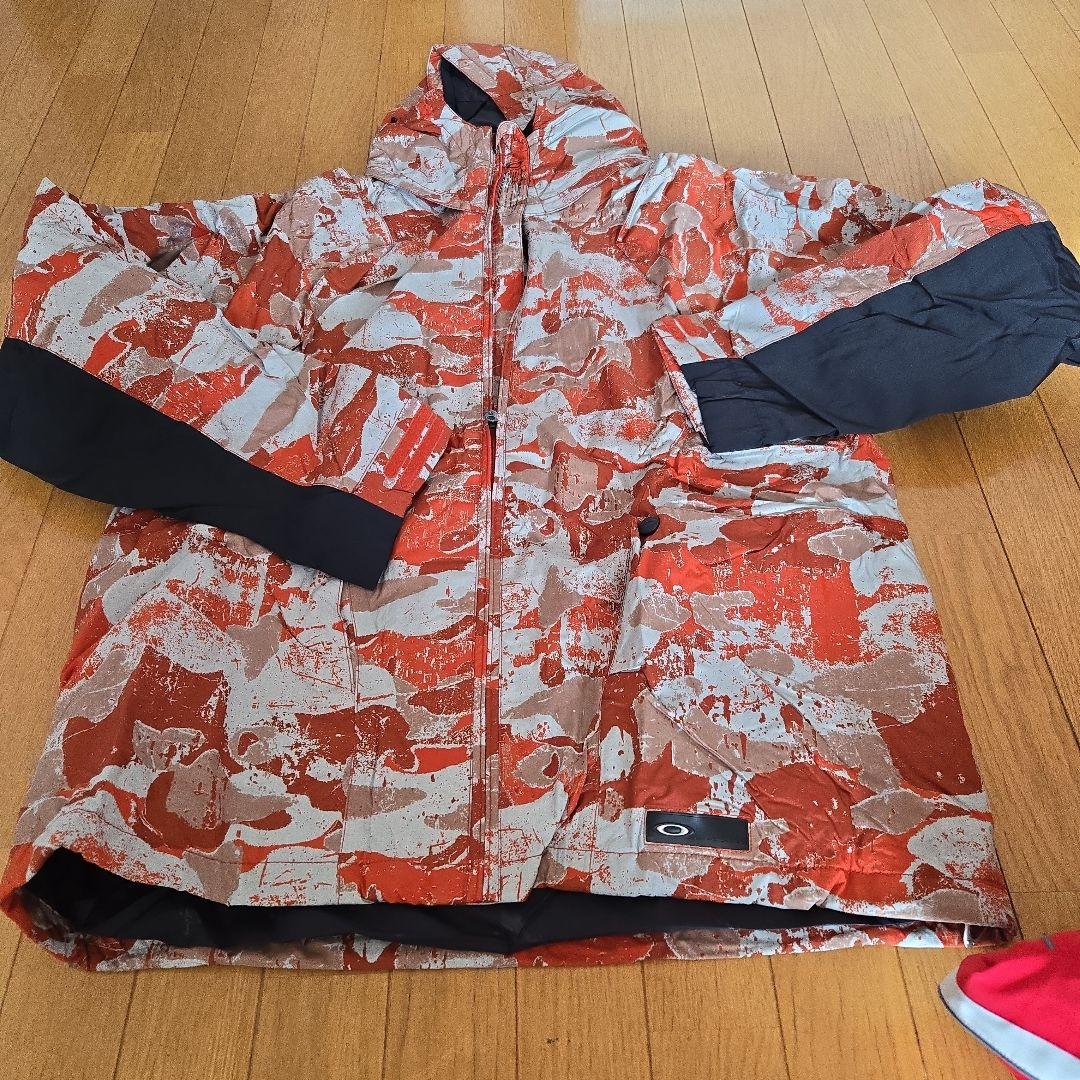 Oakley 迷彩柄オレンジジャケット