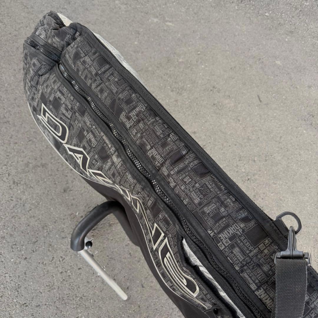 中古美品　DAKINE サーフボード　ケース　ハード　黒　7’7ftまで収納可能