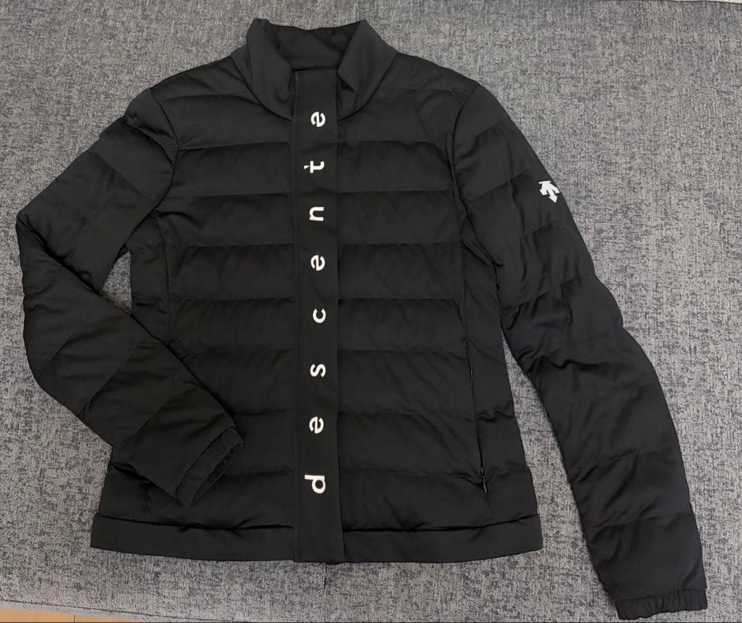 デサントゴルフ　フルジップ中綿ブルゾン　ジャケット　ストレッチ　撥水