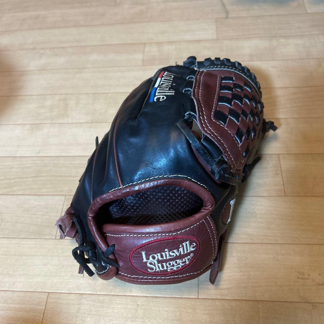 Louisville Slugger 硬式グローブ 黒茶