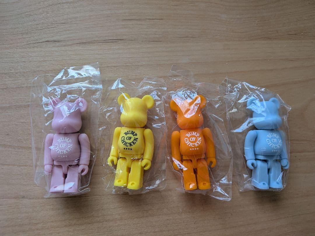 BUMPOFCHICKEN　 ベアブリック