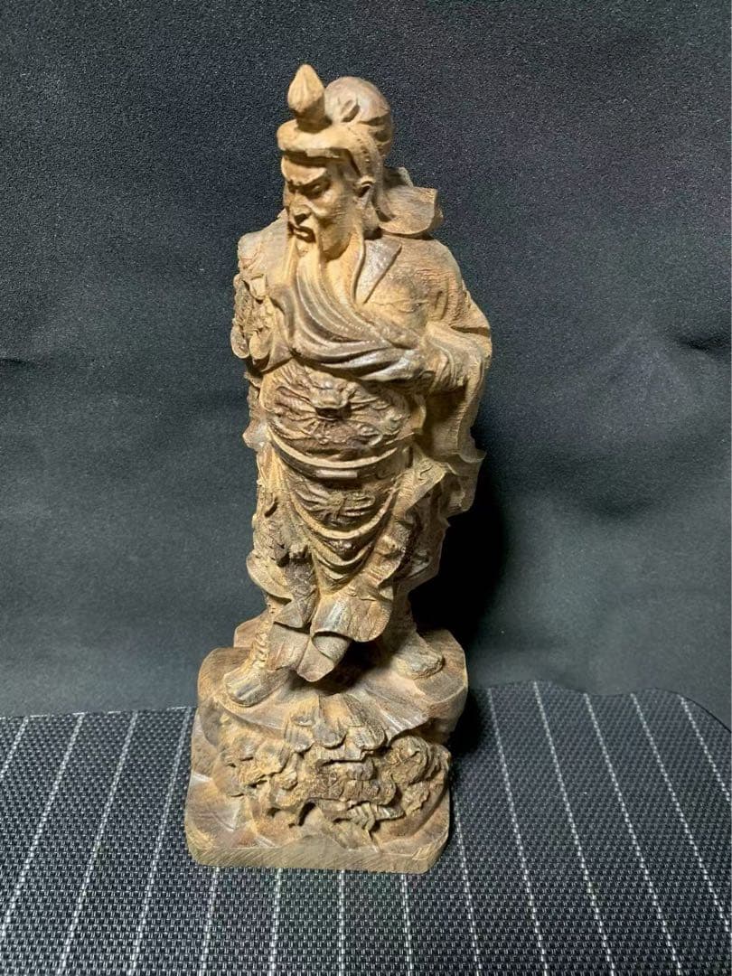 沈香木製立像 伝統的彫刻 約30cm