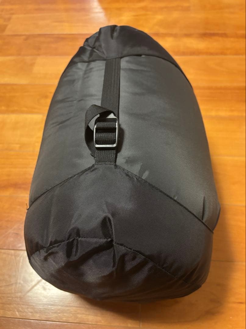 THE NORTH FACE BLUE KAZOO 寝袋