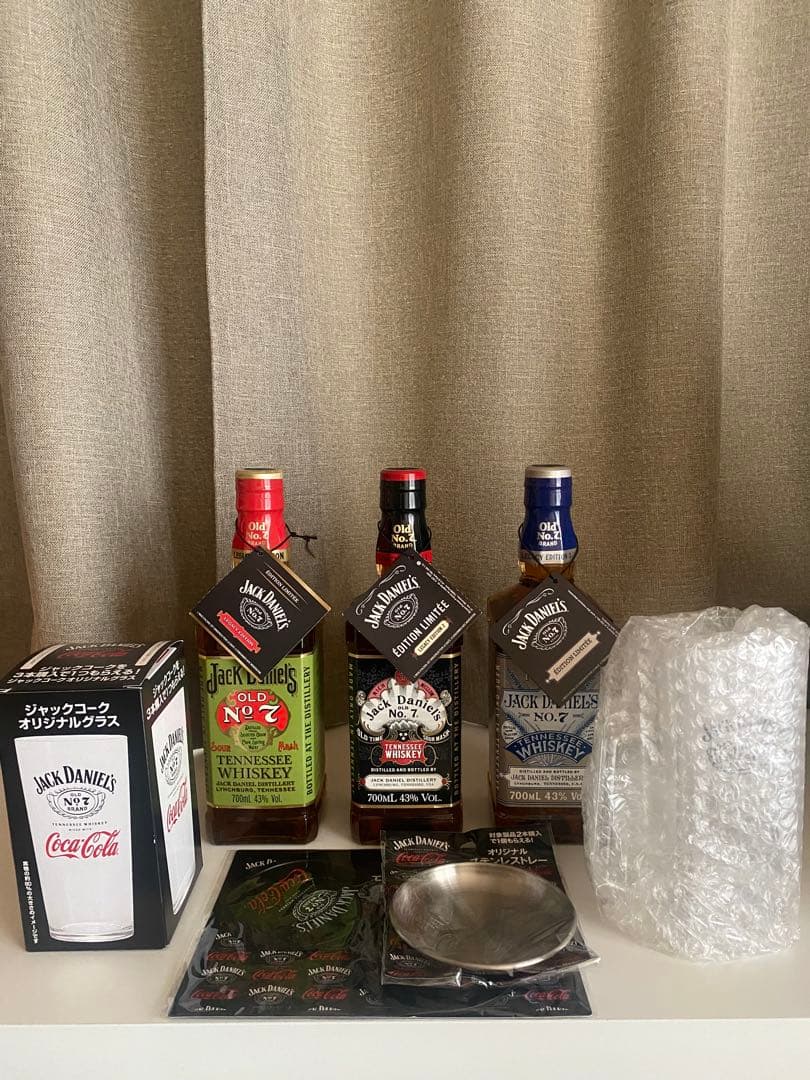 ジャックダニエル レガシーエディション3本セット➕ノベルティ