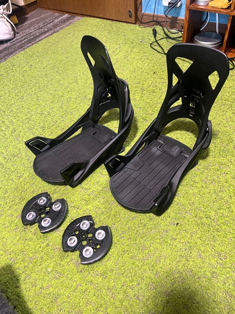 バートンステップオン　ブラックサイズM